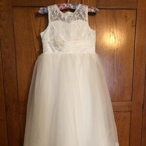 GIRLS WHITE COMMUNION / WEDDING / FLOWER GIRL LACE DRESS / GOWN Size 8